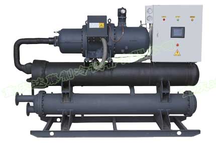 3-1水冷螺桿式冷水機-單機系列副本.jpg